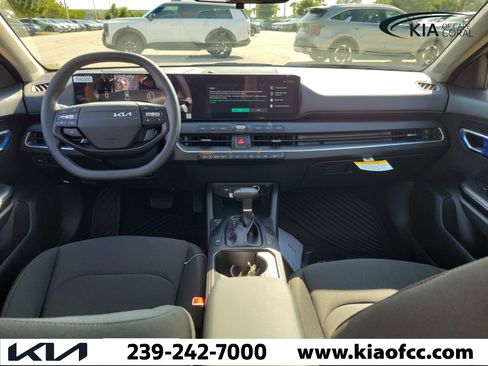 New 2026 Kia K4 FWD image 14