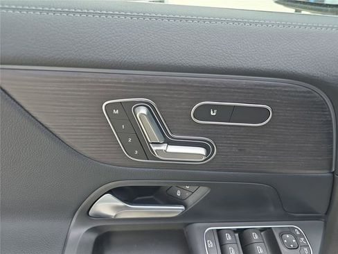 New 2026 Mercedes-Benz GLA 250 4MATIC image 20