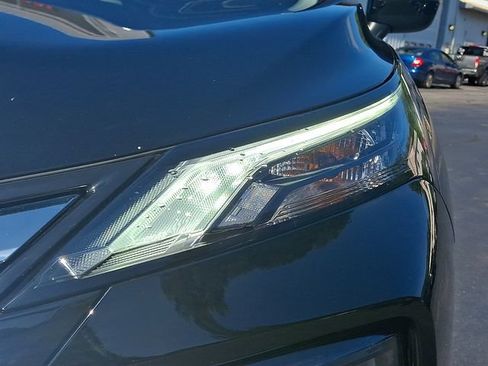 Used 2025 Nissan Rogue SV w/ SV Premium Package AWD/4WD image 9