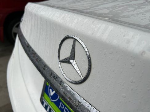 Used 2018 Mercedes-Benz C 300 Sedan image 32