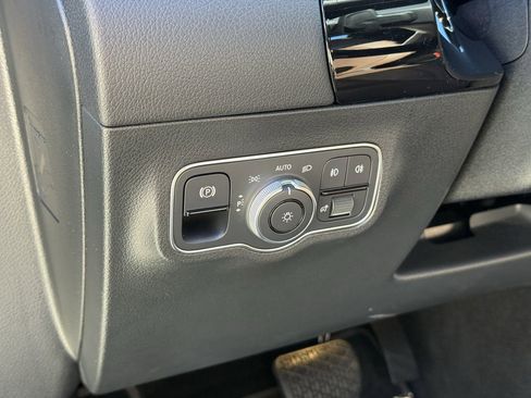 Used 2022 Mercedes-Benz GLA 250 4MATIC image 14