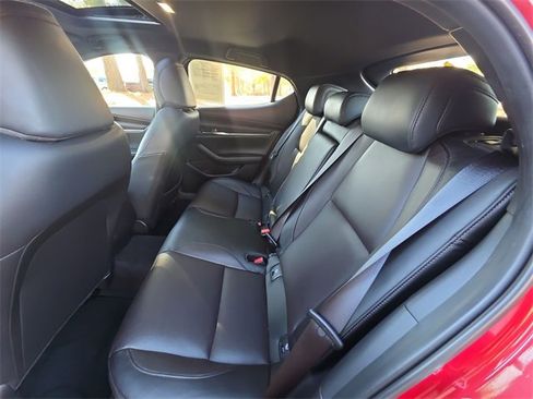 Used 2023 MAZDA MAZDA3 s image 24