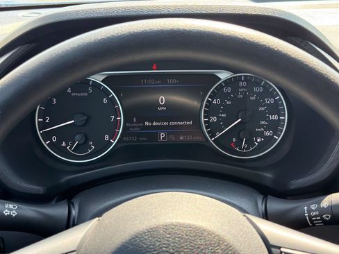 Used 2024 Nissan Sentra SV FWD image 25