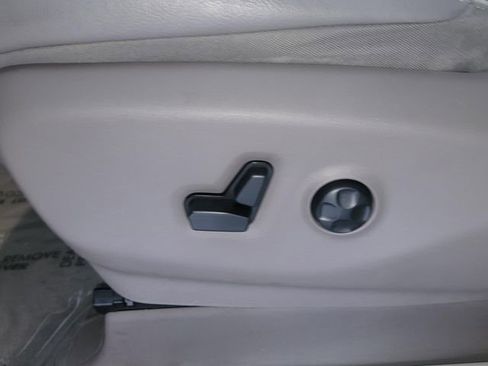 Used 2019 Chrysler Pacifica Touring-L Plus w/ Advanced Safetytec Group image 29