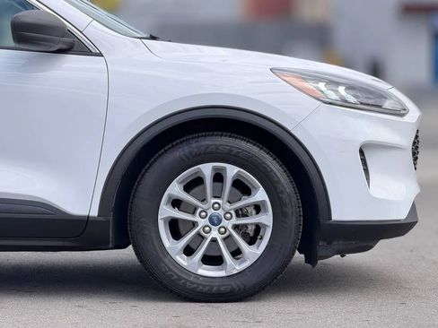 Used 2022 Ford Escape SE FWD image 21