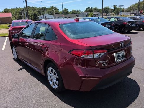 Certified 2024 Toyota Corolla LE FWD image 5