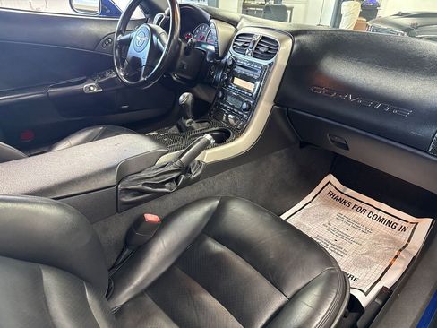 Used 2005 Chevrolet Corvette Convertible w/ Preferred Equipment Group image 53