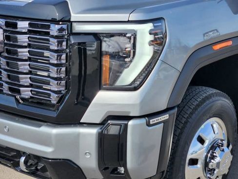 New 2026 GMC Sierra 3500 Denali Ultimate image 6