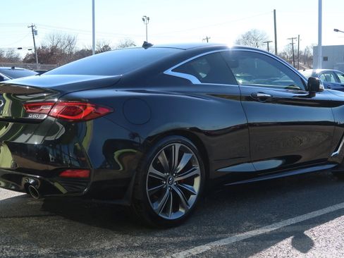 Used 2019 INFINITI Q60 Red Sport 400 w/ Cargo Package AWD/4WD image 14