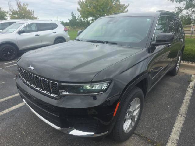 Certified 2023 Jeep Grand Cherokee L Laredo w/ Luxury Tech Group I AWD/4WD image 2
