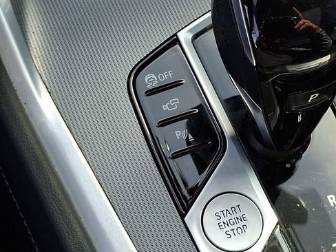 Used 2023 BMW X6 xDrive40i w/ Premium Package image 31