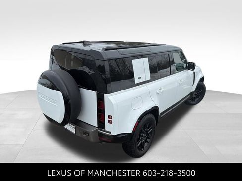 Used 2024 Land Rover Defender 110 X-Dynamic SE image 6