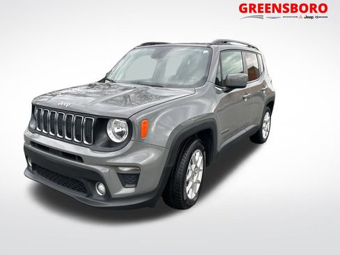 Used 2019 Jeep Renegade Latitude image 1
