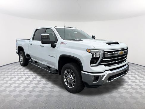 New 2026 Chevrolet Silverado 2500 LTZ w/ LTZ Convenience Package AWD/4WD image 3