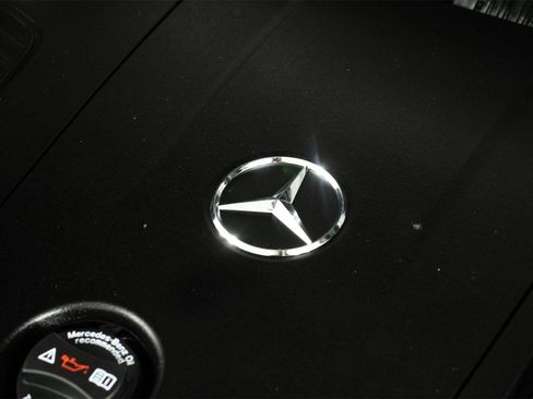 Used 2025 Mercedes-Benz GLE 450e 4MATIC image 28