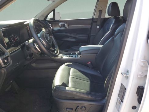 Certified 2022 Kia Sorento S image 19