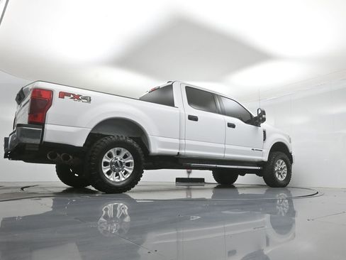 Used 2021 Ford F250 XLT w/ XLT Value Package AWD/4WD image 43
