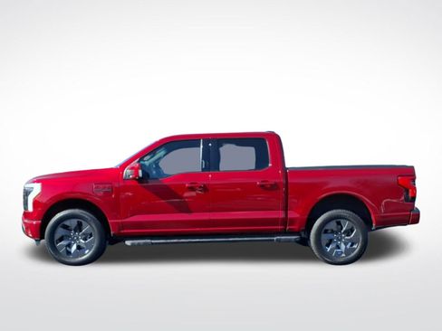 Used 2023 Ford F150 Lightning Lariat image 24