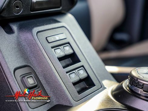 Used 2023 Ford Bronco Wildtrak image 22