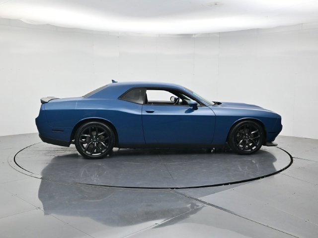 Used 2022 Dodge Challenger GT w/ Driver Convenience Group RWD image 2