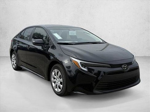 New 2026 Toyota Corolla LE image 3