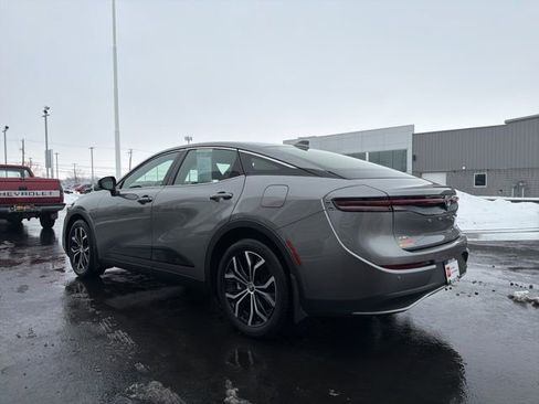 Certified 2023 Toyota Crown Limited image 5