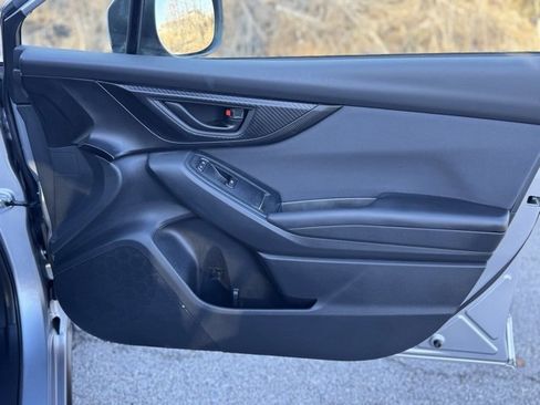 Used 2019 Subaru Crosstrek 2.0i Premium image 19