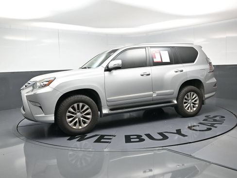 Used 2014 Lexus GX 460 w/ Premium Package AWD/4WD image 6