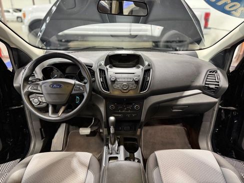 Used 2017 Ford Escape SE image 13