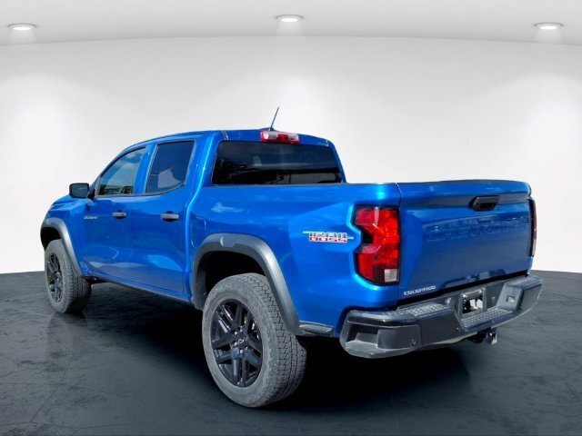 Used 2024 Chevrolet Colorado Trail Boss w/ Technology Package AWD/4WD image 9