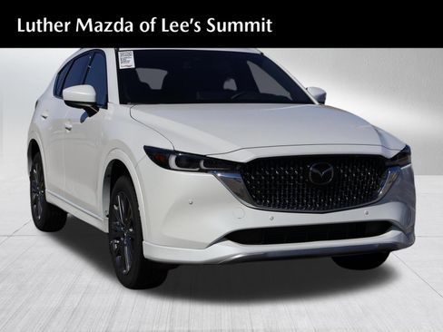 Used 2025 MAZDA CX-5 Signature image 1