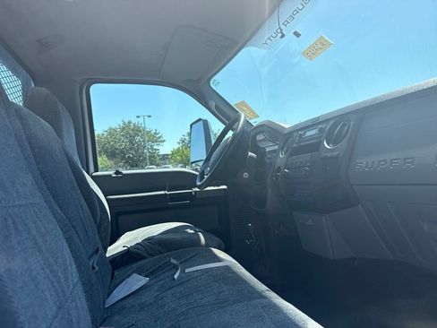 Used 2022 Ford F650 2WD Regular Cab Super Duty image 21