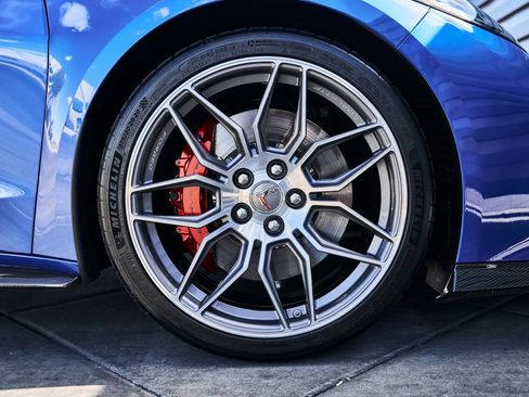 Used 2023 Chevrolet Corvette Z06 w/ Stealth Interior Trim Package RWD image 30
