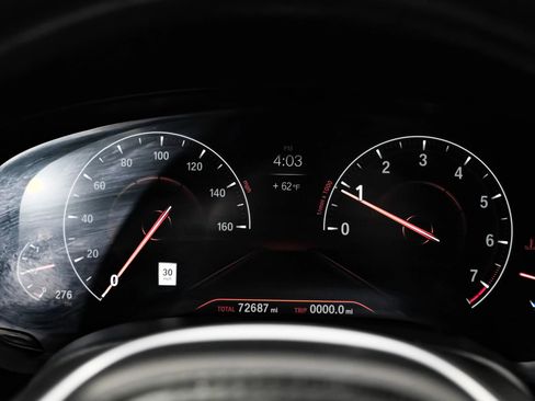 Used 2019 BMW 540i w/ M Sport Package image 26