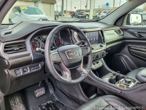 Used 2023 GMC Acadia AT4 w/ Technology Package image 8