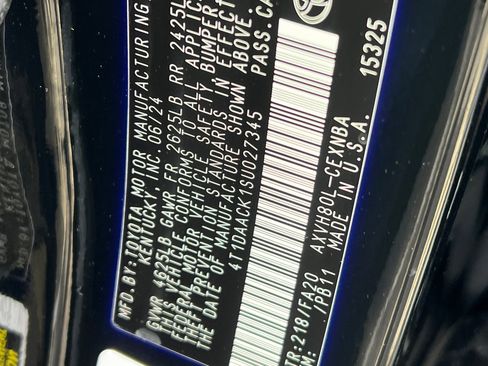 Certified 2025 Toyota Camry LE image 28