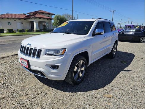 Used 2015 Jeep Grand Cherokee Overland image 3
