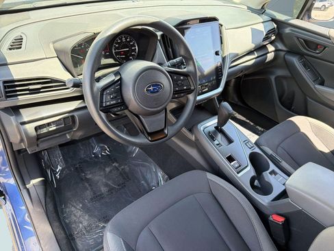 Used 2025 Subaru Crosstrek 2.0i Premium AWD/4WD image 4