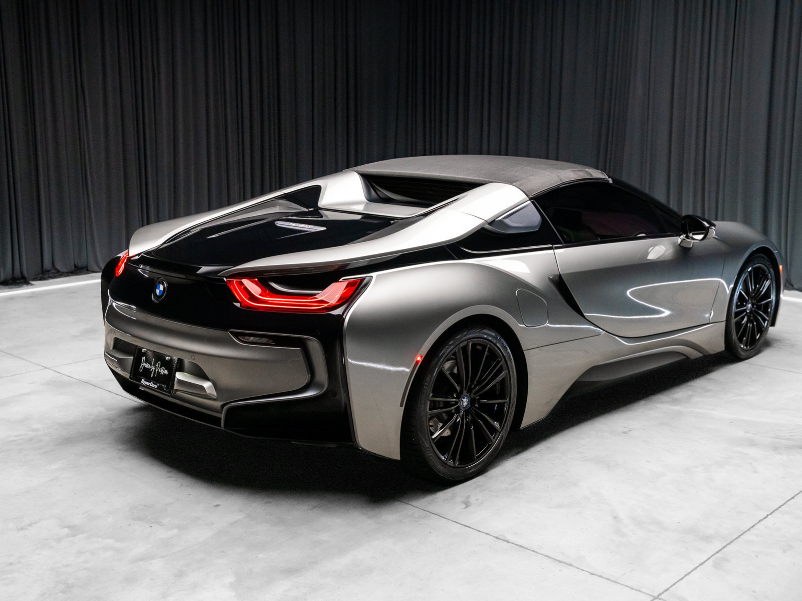 Used 2019 BMW i8 Roadster AWD/4WD image 61