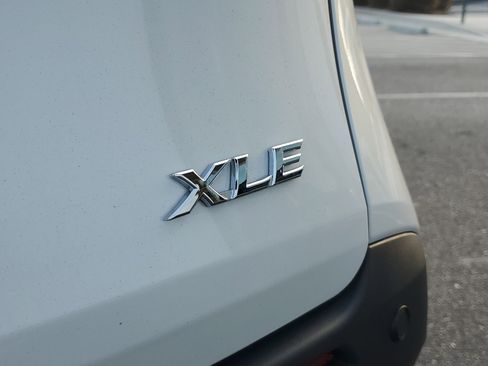 New 2025 Toyota Sienna XLE image 7