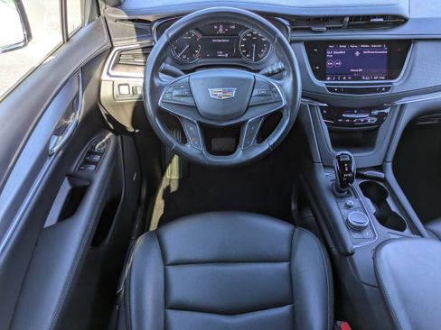 Used 2022 Cadillac XT5 Luxury image 4