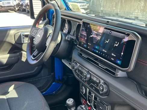 New 2024 Jeep Wrangler Unlimited Rubicon image 22