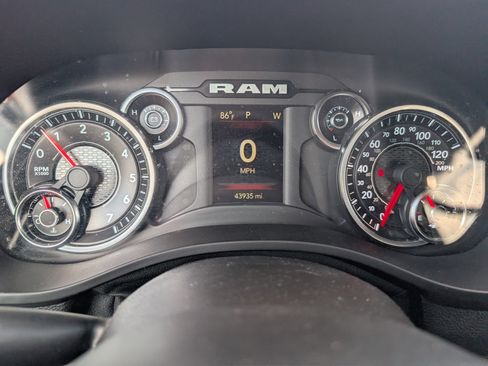 Used 2022 RAM 1500 Big Horn RWD image 17