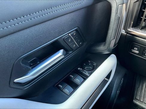 Used 2025 GMC Hummer EV 3X AWD/4WD image 16