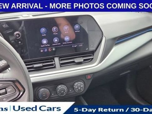 Used 2026 Chevrolet Trax LS w/ LS Convenience Package FWD image 17