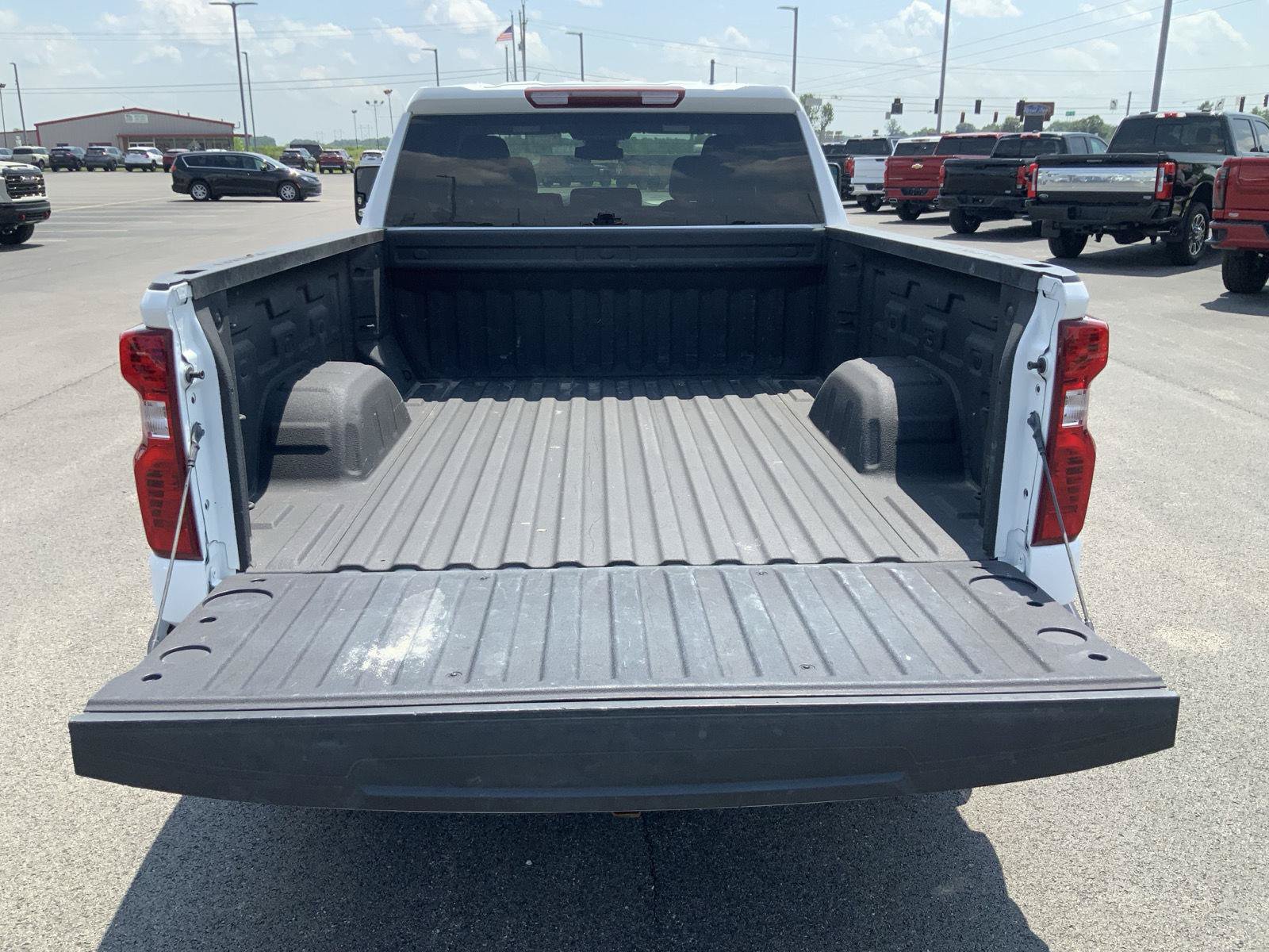 Used 2023 Chevrolet Silverado 1500 W/T w/ WT Value Package AWD/4WD image 11