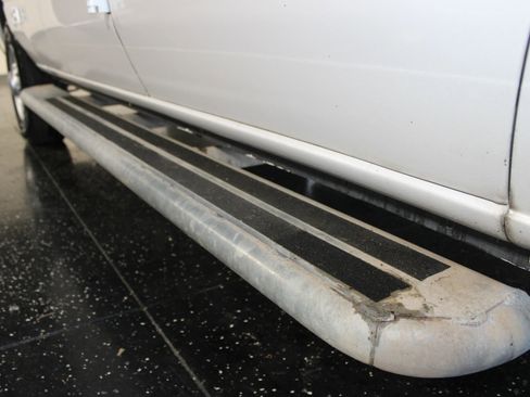 Used 2011 Ford E-250 and Econoline 250 Van 3D w/ PWR Group image 24