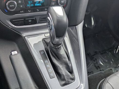 Used 2014 Ford Focus Titanium image 12