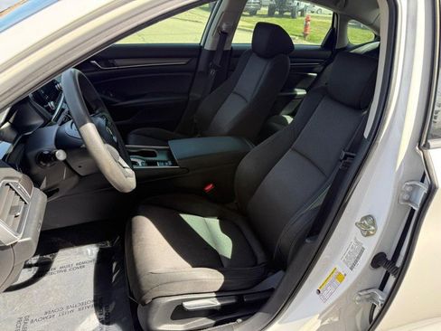 Used 2020 Honda Accord LX image 9