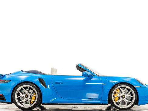 Used 2022 Porsche 911 Turbo S image 2